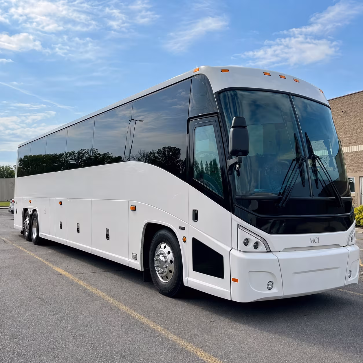 busrentalredwoodcity com makes it easy to book hotel to campus overflow shuttles for oracle events